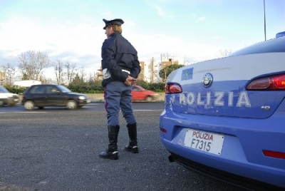 Ascoli Piceno - Auto che sfrecciano a folle velocità, protestano i residenti di Piattoni