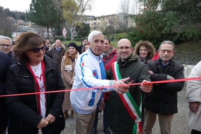Folignano - Taglio del nastro per il nuovo punto Avis, il sindaco: 