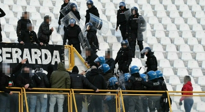 Ascoli Piceno - Scontri dopo il match col Pisa, maxi daspo a quattro tifosi