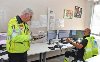 TECNOLOGIA AL SERVIZIO DELLA VITA: IL TABLET CHE RIVOLUZIONA LE MISSIONI DI SOCCORSO &ndash; LA CENTRALE OPERATIVA 118 DI MACERATA SI DIGITALIZZA
