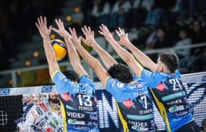 La Yuasa Battery cede al tie break a Trento non riuscendo ad evitare la retrocessione