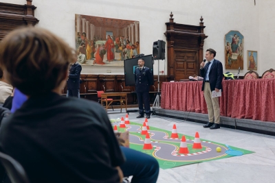 Sicurezza stradale e corretti comportamenti alla guida, con la Polizia Locale una mattinata dedicata agli studenti