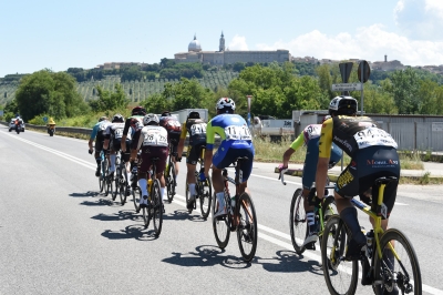 43 edizioni di passione ciclistica: la Due Giorni Marchigiana celebra Castelfidardo e lo Sporting Club Sant&rsquo;Agostino