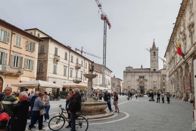 Iniziati i lavori di riqualificazione di piazza Arringo a Ascoli Piceno