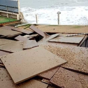 Mareggiate e fiume esondato, allagamenti e danni a Porto Recanati