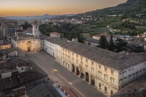Dal teatro alla poesia, eventi ad Ascoli Piceno contro la violenza sulle donne
