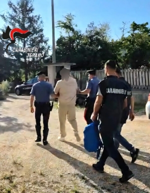 Civitella del Tronto, esecuzione ordinanza di custodia cautelare in carcere per spaccio di sostanze stupefacenti ed estorsione