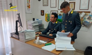 Guardia di Finanza: sequestro preventivo da 100mila euro ad azienda di prodotti Dop-Igp