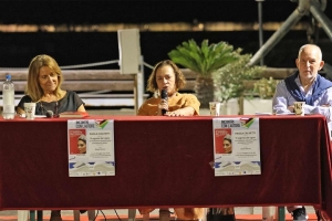Paola Calvetti porta la figura di Kate Middleton al Circolo Nautico: &laquo;Il segreto della principessa? Non parlare mai&raquo;