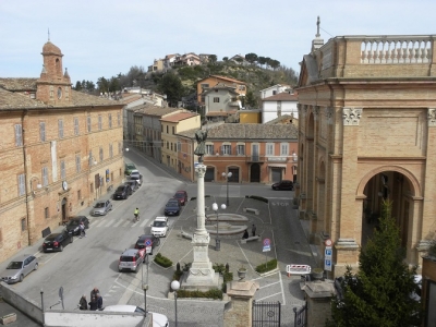 Montalto delle Marche, il paese rinasce grazie alle idee dei giovani: “Sondaggio online per il nuovo spazio ricreativo”