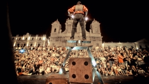 Torna Ripa Magic tra magia, illusionismo, comicit&agrave; ed incontri