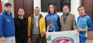 L&rsquo;amministrazione comunale di Morro d&rsquo;Oro ha celebrato l&rsquo;Atletica Vomano e l'ascolano Stefano Massimi per i successi sportivi