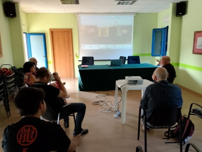 Un corso di informatica della nuova associazione “Semi di Futuro”