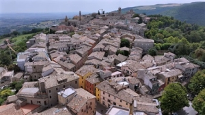 Il 'Balcone delle Marche' Cingoli &egrave; il 'Borgo dei Borghi 2026'