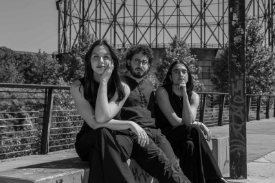 Il 30 maggio va in scena al “Concordia” lo spettacolo musicale del Trio Ekelon
