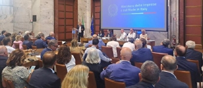 Moda, dal tavolo al Mimit prime tiepide risposte alla crisi