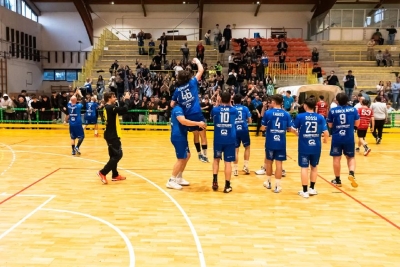 Hc Monteprandone: vittoria nel big match e vetta della classifica