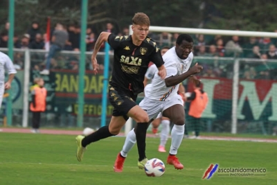 Lonardo resta alla Samb, ufficiale il no al Como: “Ragazzo felicissimo qui”