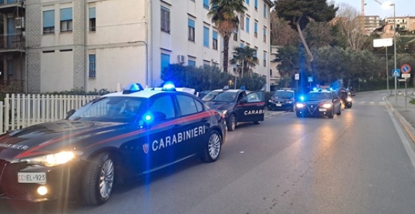 Carabinieri di Alba Adriatica e Giulianova, intensificati i controlli del territorio con un dispositivo rafforzato
