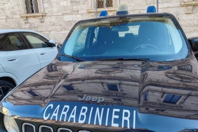 Nasconde cocaina in confezioni di pandoro, arrestato dai Carabinieri