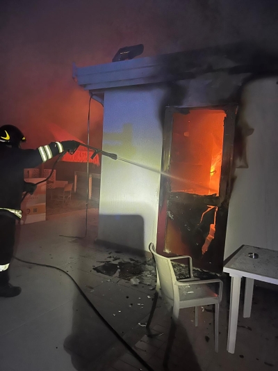 Tortoreto, a fuoco la cucina dello stabilimento balneare 