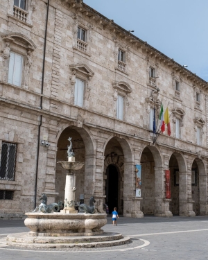 Lavori a Palazzo Arengo, la Giunta comunale approva il progetto di fattibilit&agrave; tecnico-economica