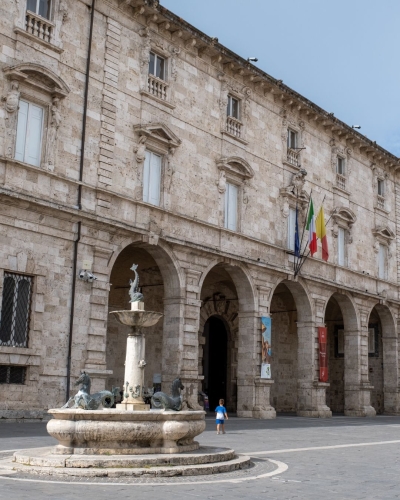 Lavori a Palazzo Arengo, la Giunta comunale approva il progetto di fattibilità tecnico-economica