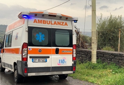 Petritoli, muore schiacciato dal trattore mentre lavora il terreno