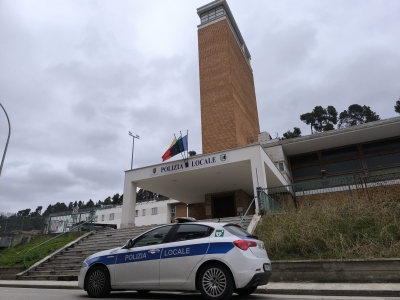 Ascoli Piceno - Abusi edilizi e lotta allo spaccio, il bilancio della Polizia Locale