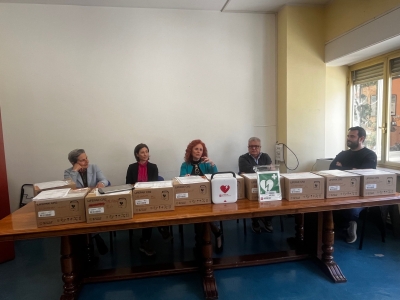 Consegnati i defibrillatori a 10 Comuni delle aree interne del Piceno