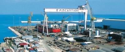 Operaio cade da una impalcatura di tre metri, è grave