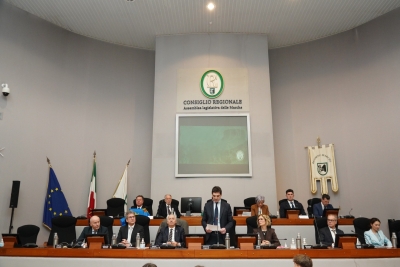 DALLA REGIONE RISORSE AGGIUNTIVE PER LA STABILIZZAZIONE DEI LAVORATORI PRECARI. COMPLESSIVAMENTE QUASI 9 MILIONI DI EURO A DISPOSIZIONE