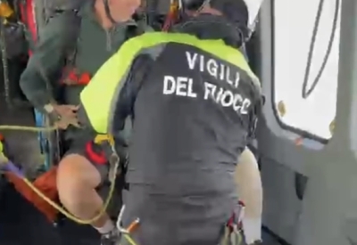 Bloccati sul Corno Grande, recuperati dai Vigili del Fuoco due escursionisti francesi