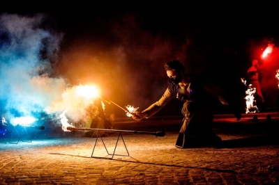 Teatro di strada e giocoleria, tuffo nel Medioevo con Templaria Festival