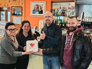 DEFIBRILLATORE DEI COMMERCIANTI A COLLE SAN MARCO