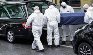 Anziano spara e uccide la moglie malata poi tenta il suicidio