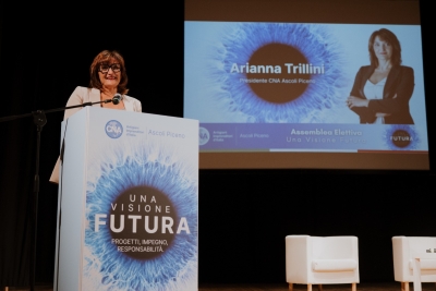 La CNA lancia la sua &ldquo;Visione futura&rdquo;: tutto esaurito al Teatro  Filarmonici per l&rsquo;Assemblea elettiva Arianna Trillini riconfermata presidente