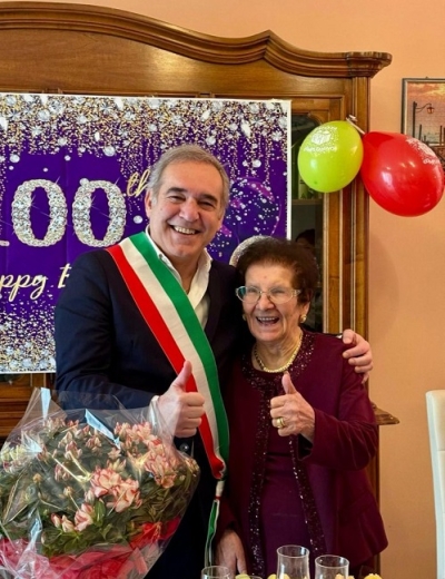 Compie 100 anni la signora Iva Gentili