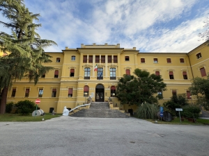 Ascoli Piceno - Post contro gli ascolani dopo il derby, bufera sulla preside dell'Agraria