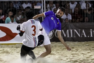 La seconda serata del Mundial Beach Soccer fa registrare la sconfitta dell&rsquo;Italia