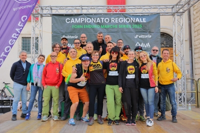 Dal centro storico ai sentieri sopra Ascoli Piceno: la terza prova dell’Enduro Marche Series ha entusiasmato atleti e organizzatori