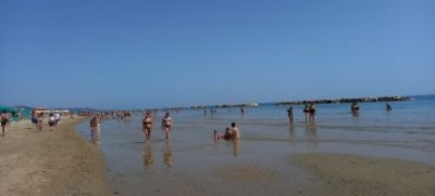 BALNEAZIONE 2026, LA REGIONE APPROVA GLI INDIRIZZI PER LA NUOVA STAGIONE IN APERTURA IL 1&deg; MAGGIO: QUALIT&Agrave; DELLE ACQUE E TUTELA DEI BAGNANTI