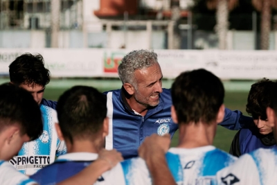 Grottammare, esonerato il tecnico Emanuele Poggi
