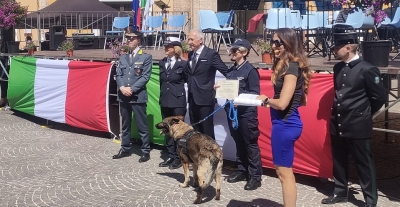 Ascoli Piceno - Lotta alla droga, encomio per l'unità cinofila della Polizia Locale
