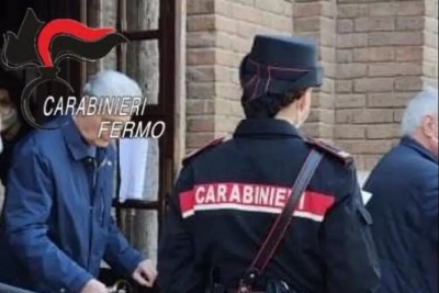 Sgominata la banda delle truffe con schema Ponzi nel Fermano