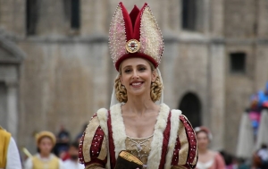 Ascoli Piceno - L'ascolana Milena Ciotti sar&agrave; dama alla Quintana di Foligno