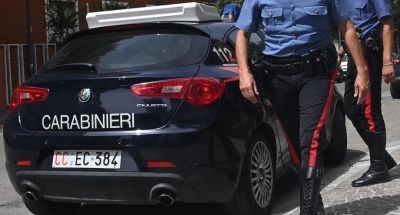 Ruba al market poi aggredisce direttore, arrestato per rapina