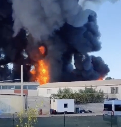 Vasto incendio a Scerne di Pineto