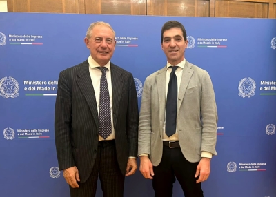 Ascoli Piceno - Il ministro Urso in visita allo stabilimento Beko di Comunanza