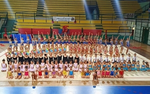 Tanti applausi e tanto pubblico al 15&deg; saggio di fine anno della societ&agrave; Progetto Ritmica di San Benedetto dal titolo &ldquo;Viaggio tra le emozioni&rdquo;